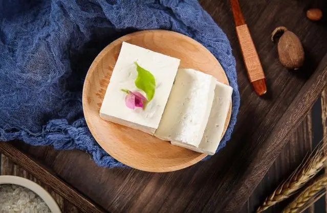  Người phụ nữ 40 tuổi ăn đậu phụ mỗi ngày suốt 2 năm, kết quả bác sĩ cũng ngỡ ngàng...