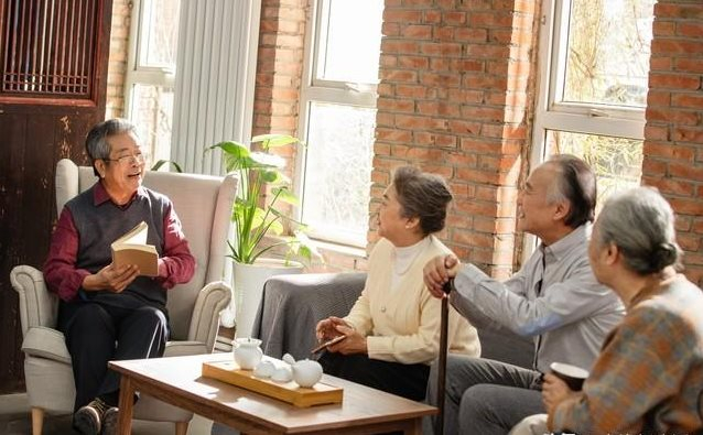 Sau khi nghỉ hưu, dù mối quan hệ của bạn có tốt đến đâu cũng đừng mời 4 kiểu người này đến nhà