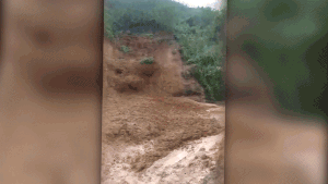 Lại sạt lở khủng khiếp ở xã Trà Tân, Quảng Nam