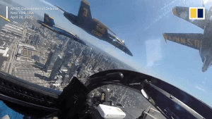 Mỹ trình diễn máy bay tri ân các nhân viên y tế chống dịch COVID-19