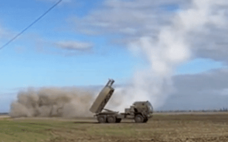 Cạn vũ khí, Mỹ gửi 'bom lai' cho Ukraina