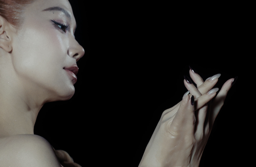 Nhiều ẩn ý được gửi gắm trong MV 