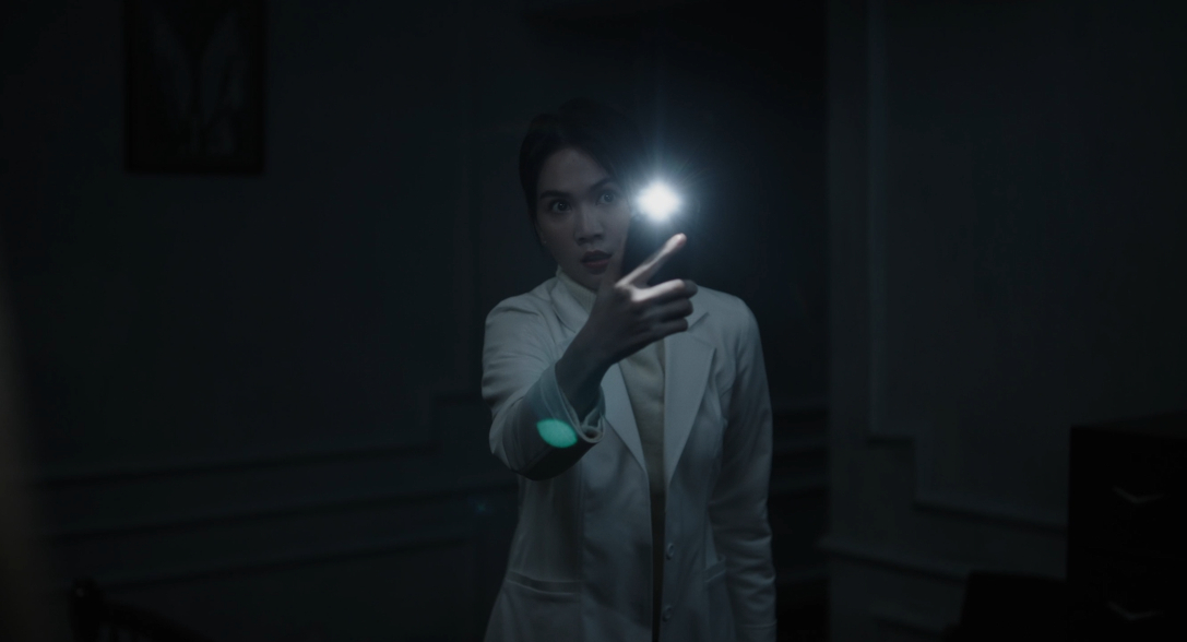 Nữ diễn viên không tránh khỏi cảm giác rợn người khi hoá thân 