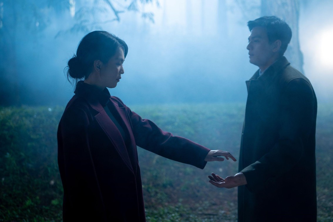 Hình ảnh hai nhân vật của Ngọc Trinh và Lê Xuân Tiền