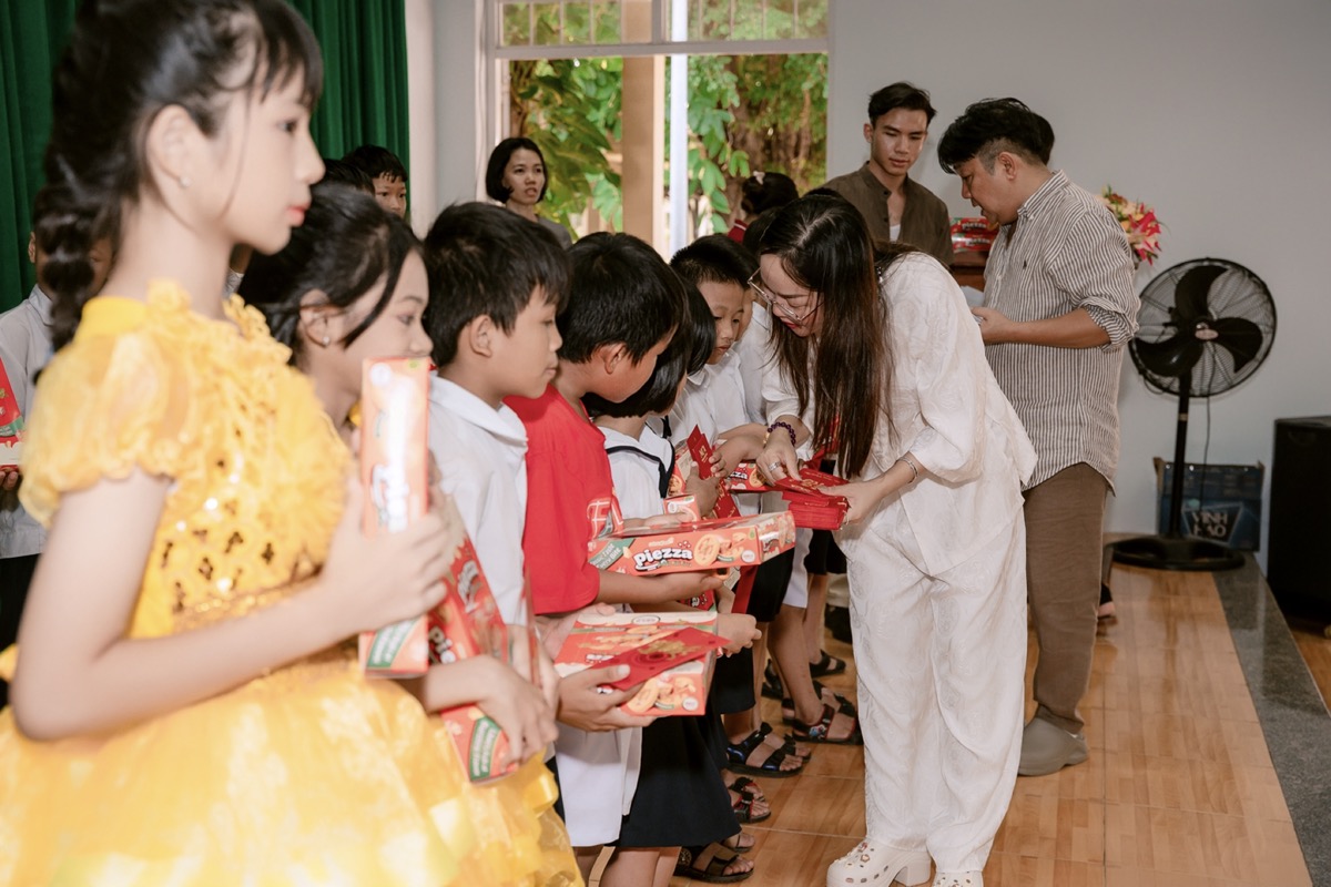 Hoàng Thanh Nga đồng hành với các hoạt động cộng đồng