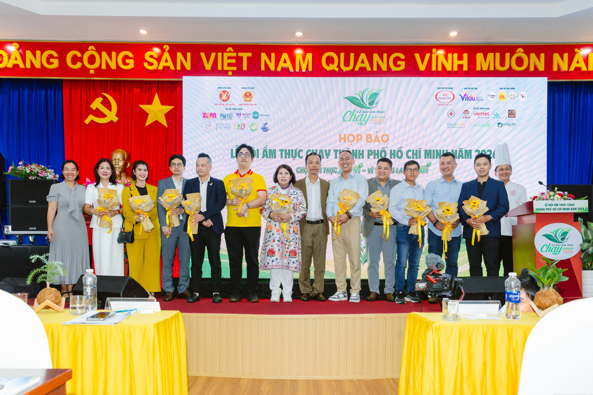 Ban tổ chức cảm ơn các đơn vị đồng hành, tài trợ cho Lễ hội ẩm thực chay TPHCM 2026. Ảnh: BTC