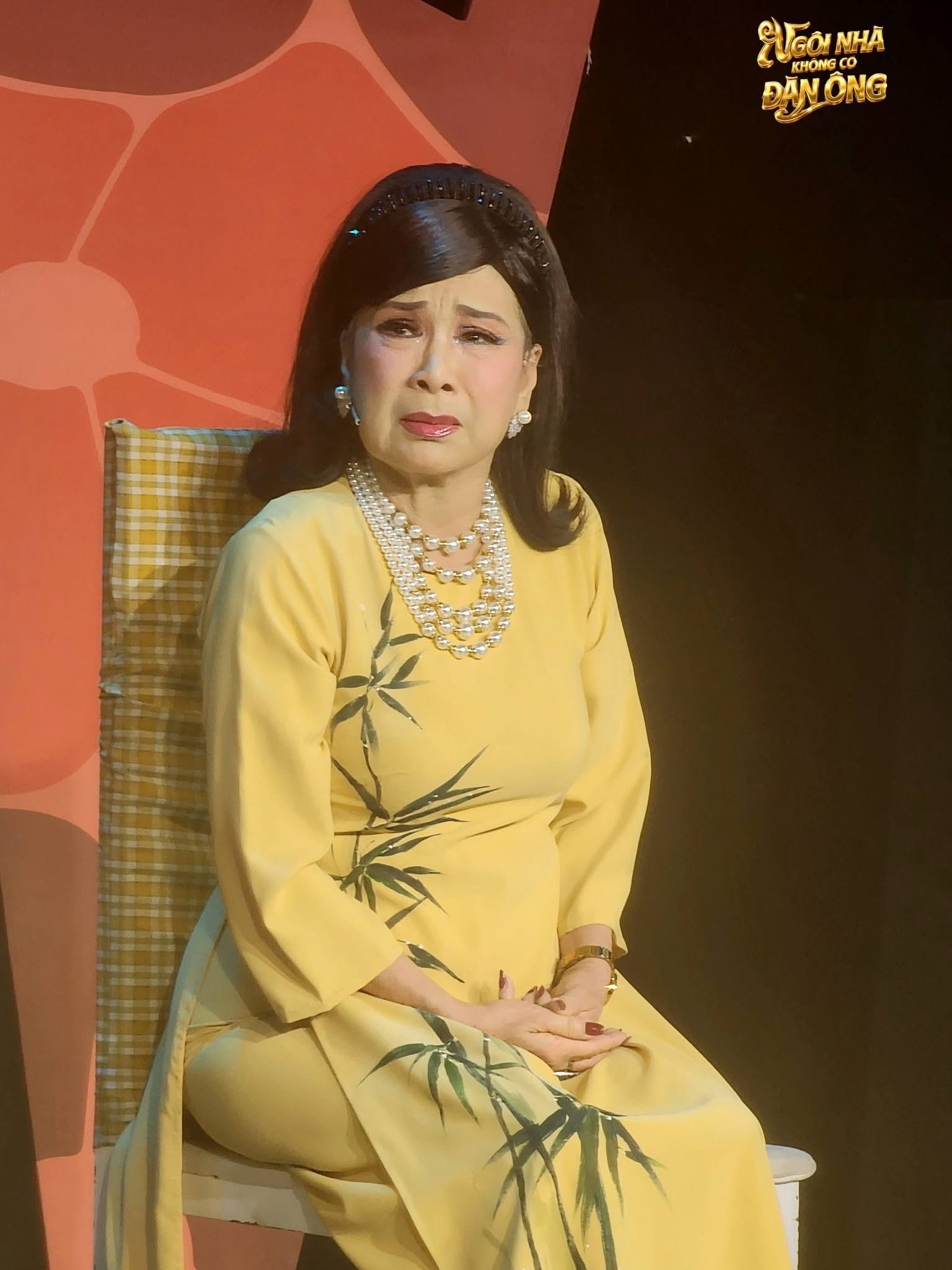 NSND Kim Xuân trên sân khấu với vở kịch 