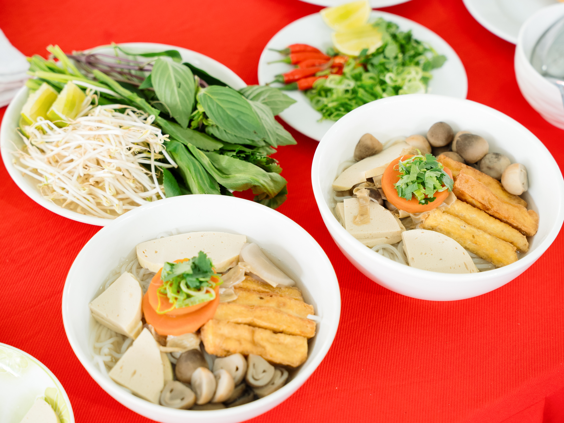 Phở chay với hương vị thanh, nguyên liệu từ rau củ quả xanh