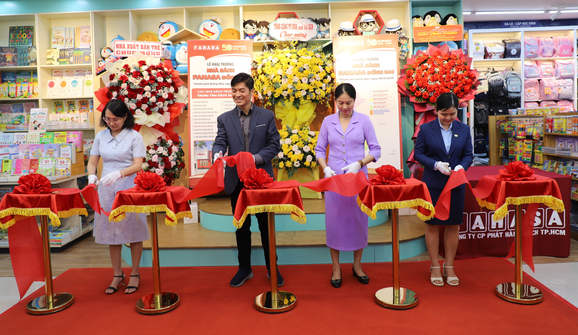 Nhà sách Fahasa Đồng Nai khai trương với diện mạo mới
