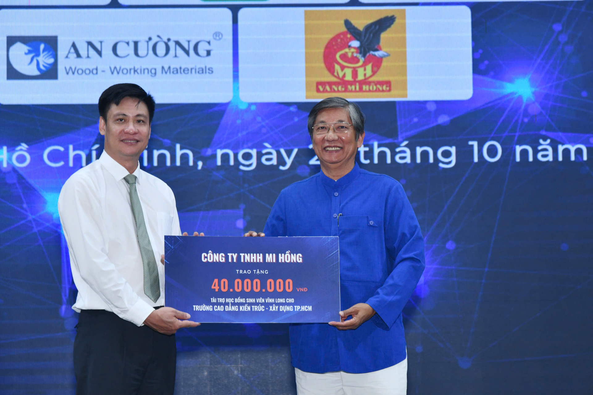 Nhà trường cùng các doanh nghiệp đồng hành hỗ trợ đào tạo, đáp ứng nhu cầu cung ứng lao động trẻ ngày càng cao