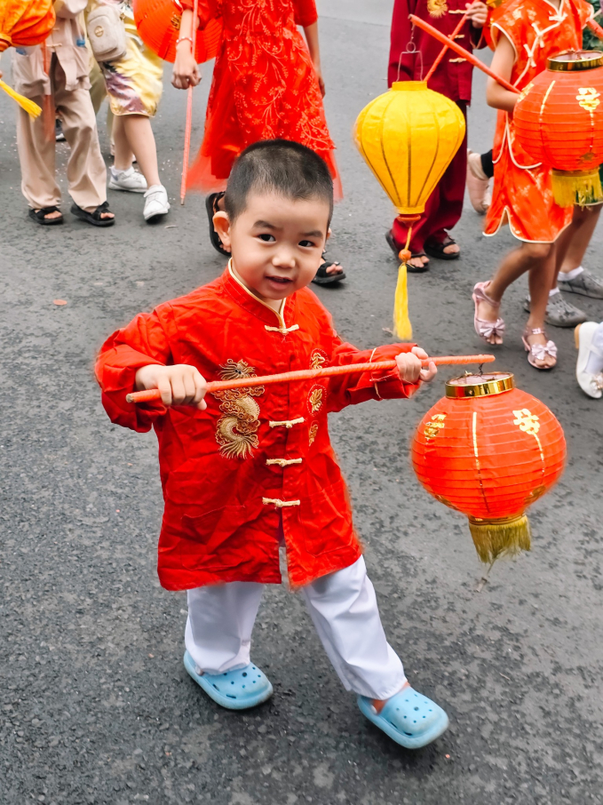 Đây là hoạt động văn hóa đặc trưng của cộng đồng người Hoa nhân dịp đầu năm. Ảnh: TUK
