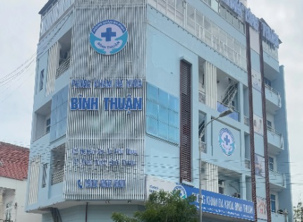 Phòng khám Đa khoa Bình Thuận tại số 2 Nguyễn Gia Tú, TP. Phan Thiết, tỉnh Bình Thuận là nơi xảy ra loạt sai phạm. 