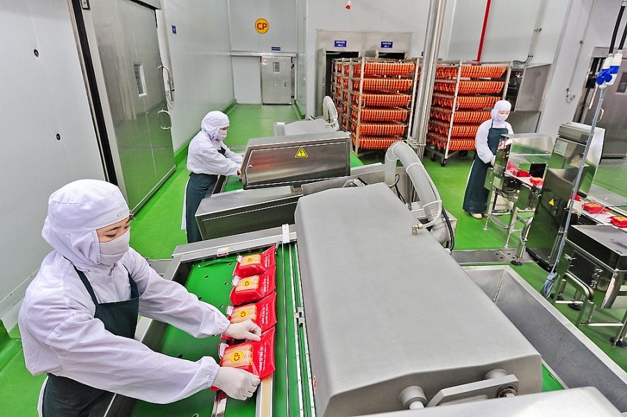 C.P. Việt Nam từng quản bá quy trình khép kín từ chăn nuôi đến sản xuất thành phẩm. 