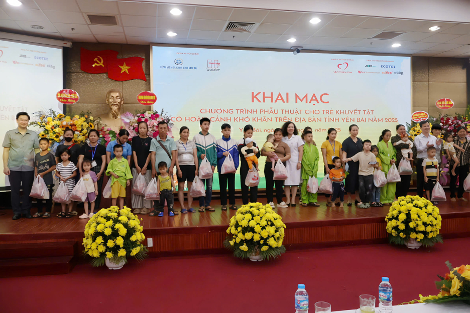 WinCommerce đồng hành cùng chương trình “Phẫu thuật cho trẻ khuyết tật có hoàn cảnh khó khăn trên địa bàn tỉnh Yên Bái năm 2025”.