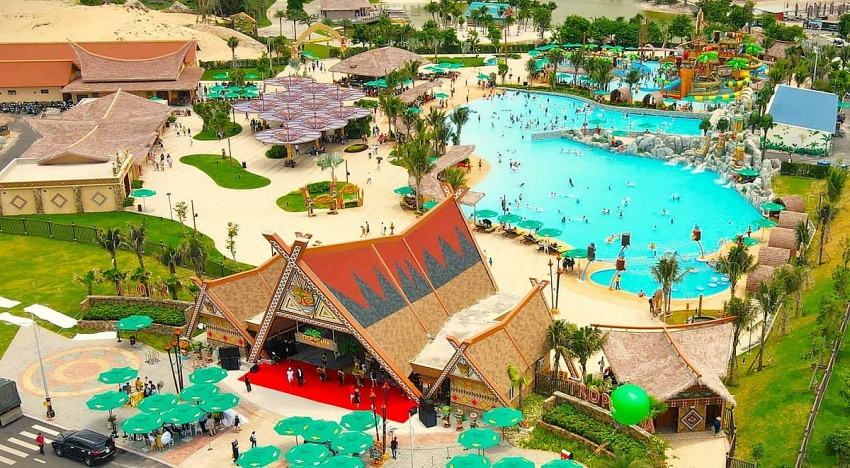 Novaland miễn phí vé cho trẻ em dưới 16 tuổi trong dịp hè.