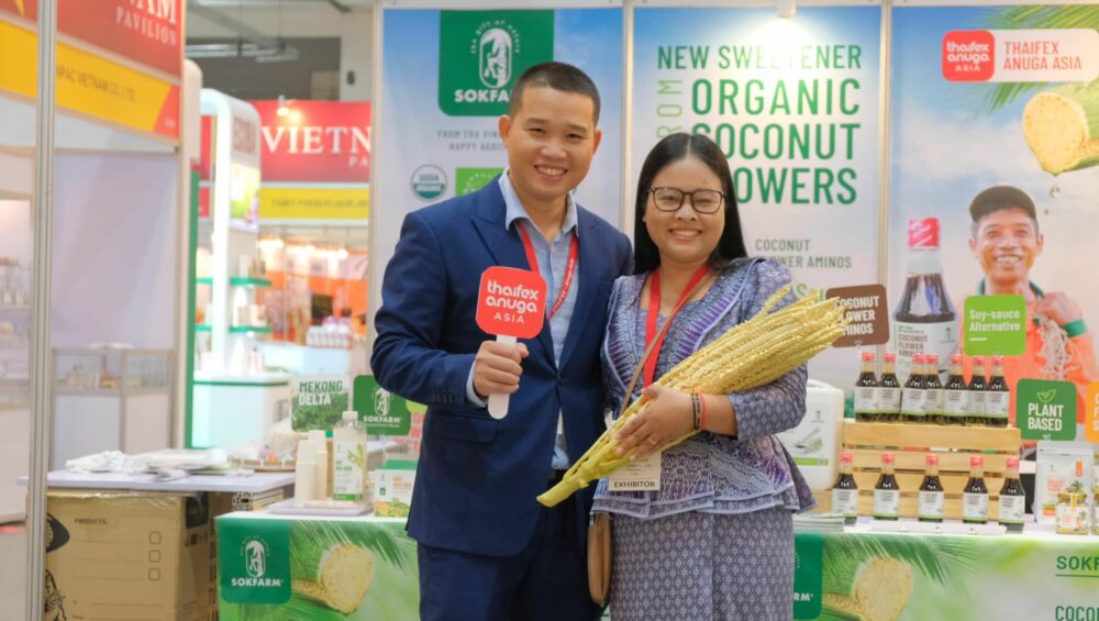 Thạc sĩ Thạch Thị Chal Thi và Phạm Đình Ngãi người sáng lập Sokfarm.