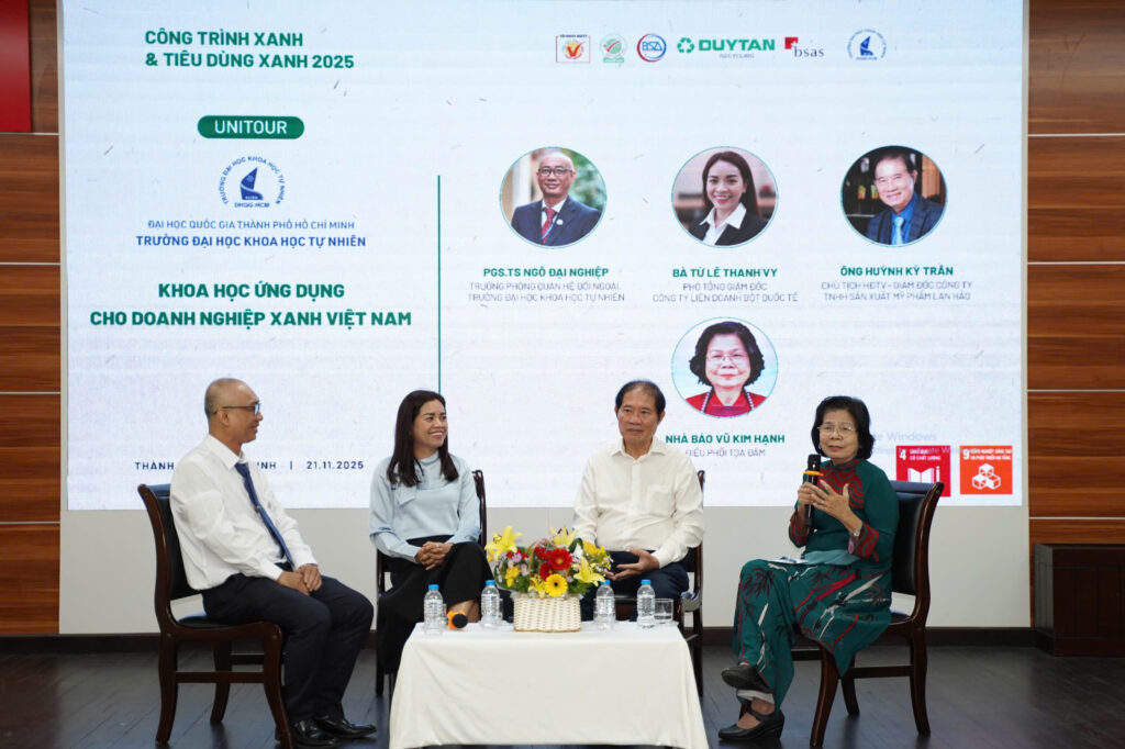 Các diễn giả tại tọa đàm.