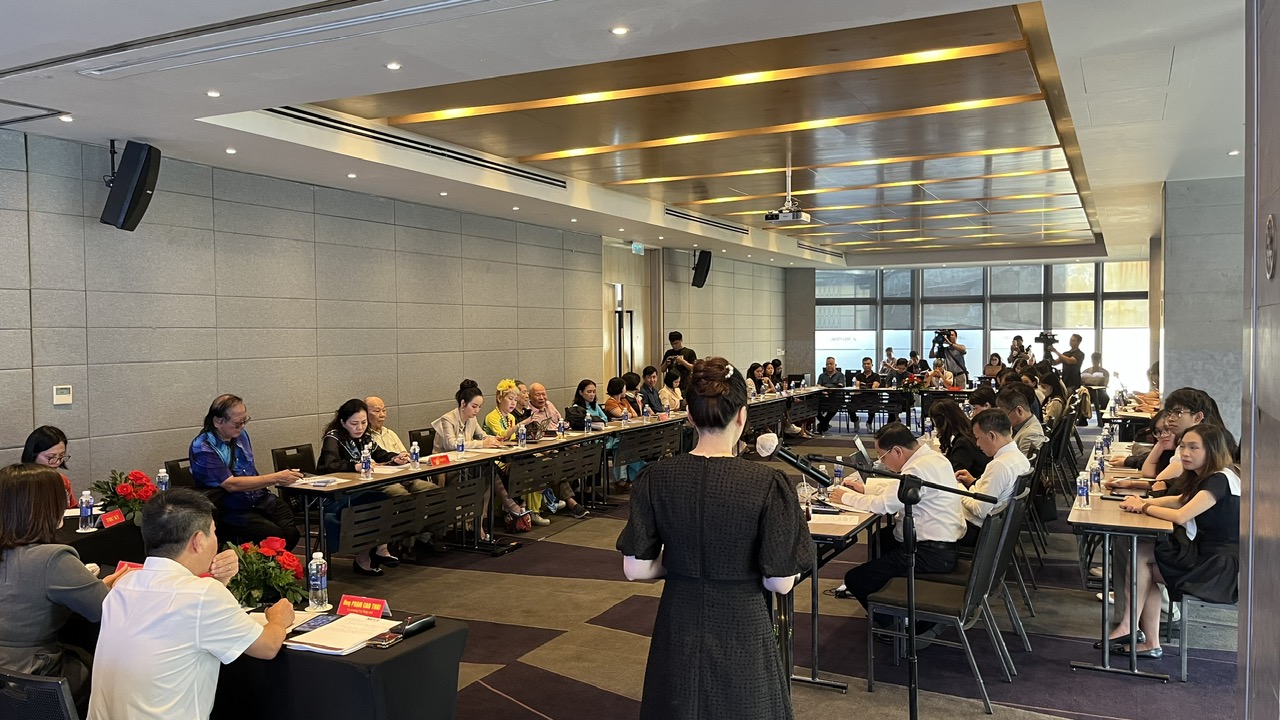 Toàn cảnh hội thảo. 