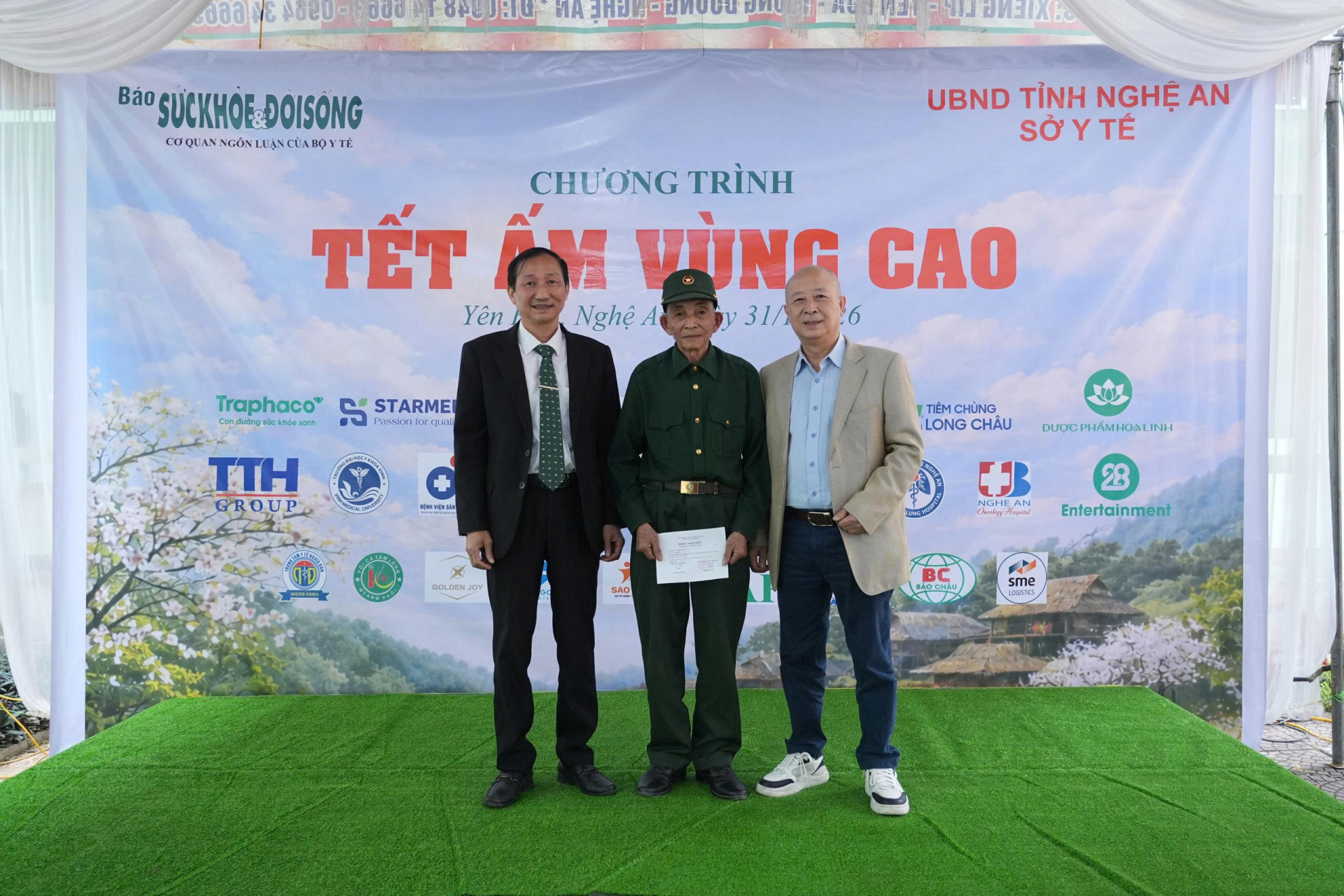 Bác sĩ chuyên môn Longevity đồng hành cùng chương trình.