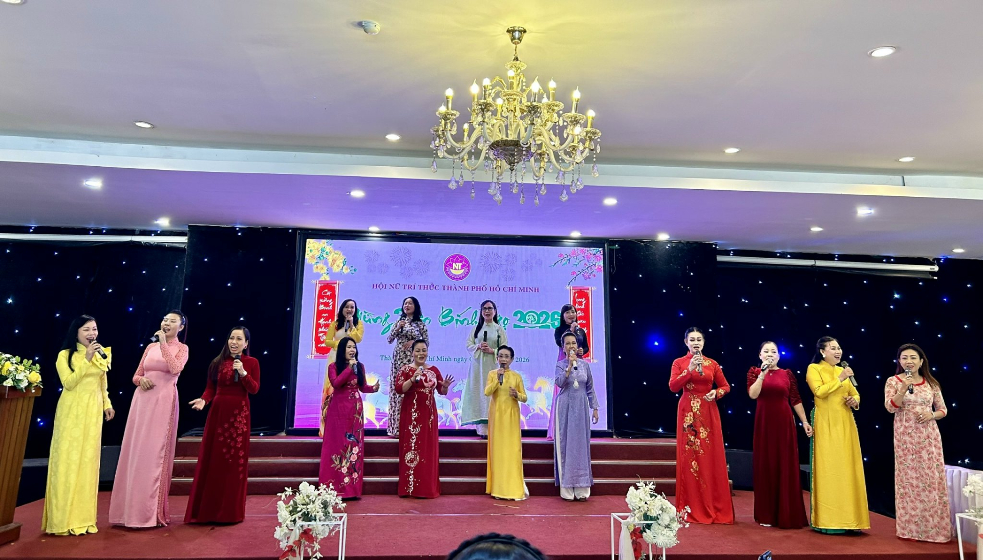 Tiết mục văn nghệ của Hội Nữ trí thức TP.HCM 