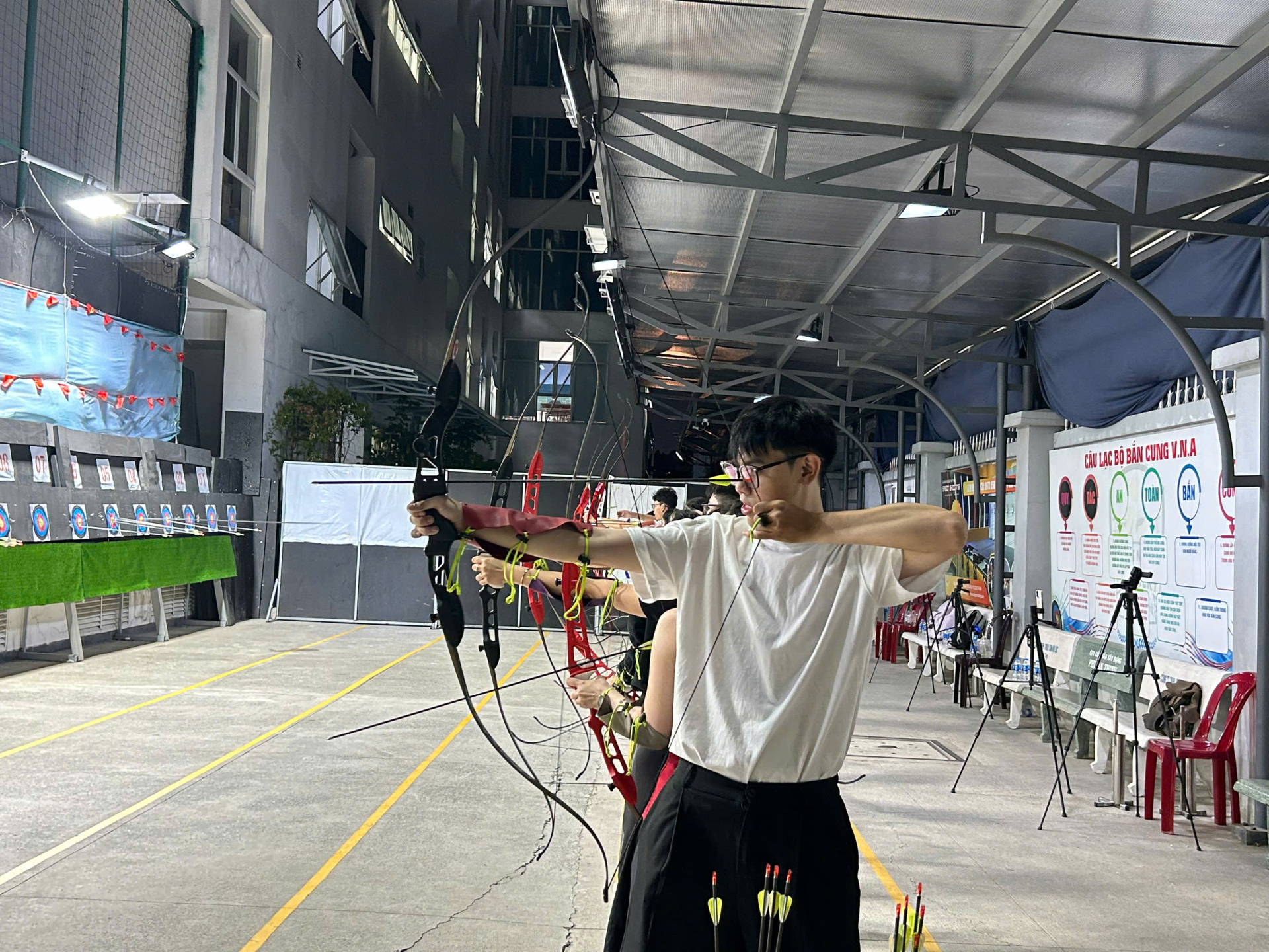 Bắn cung môn thể thao cá tính hút giới trẻ thành thị. Ảnh: Cẩm Viên.