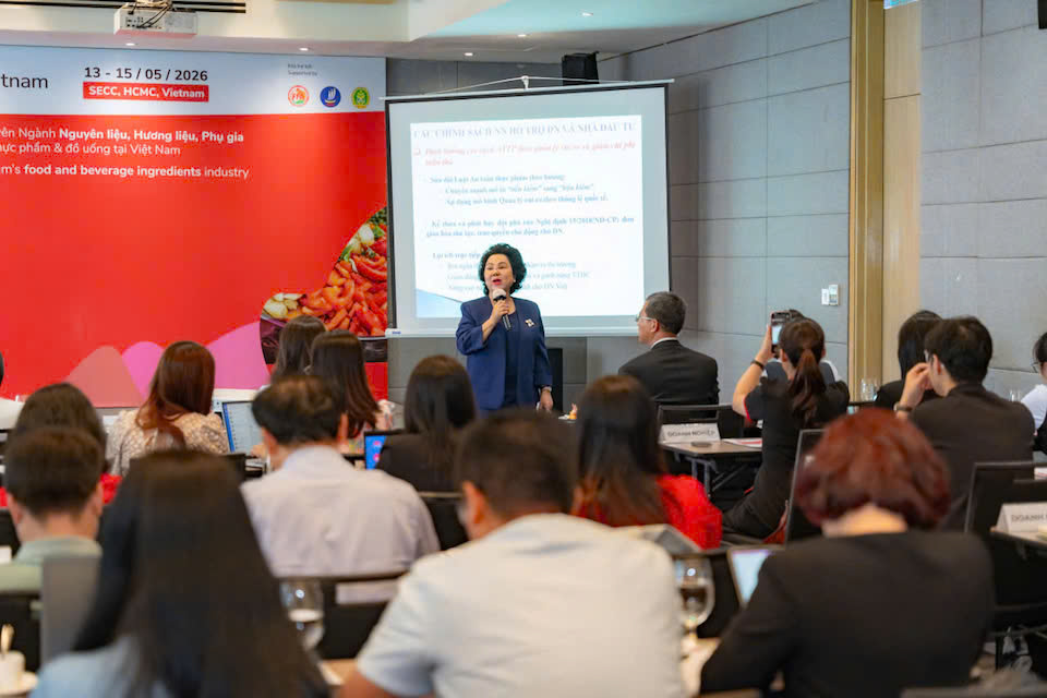 Bà Lý Kim Chi – Chủ tịch FFA chia sẽ về áp lực 