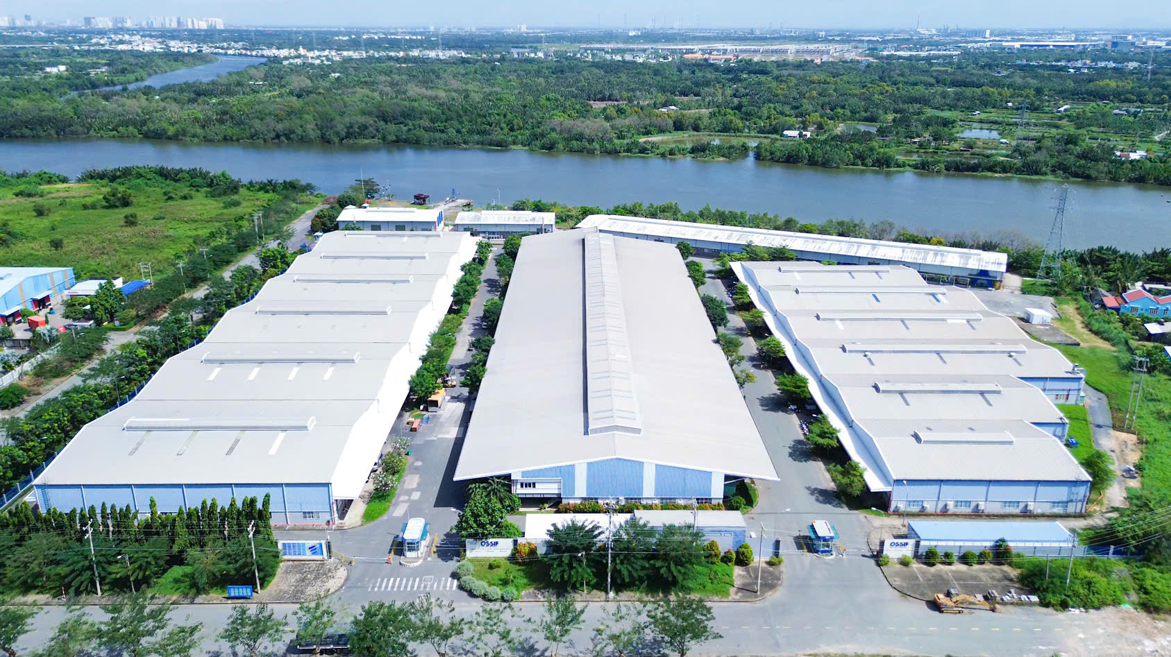 Nhà máy Shizencos được xây dựng bài bản đạt các tiêu chuẩn quốc tế. 