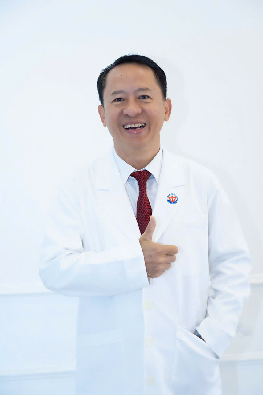 TS. BS Nguyễn Ngọc Nhơn, Khoa Bỏng - Tạo hình Thẩm mỹ, Bệnh viện Trưng Vương.