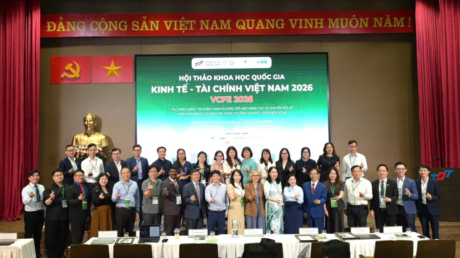 Rất nhiều chuyên gia và diễn giả trong nước và quốc tế tham sự hội thảo khoa học.