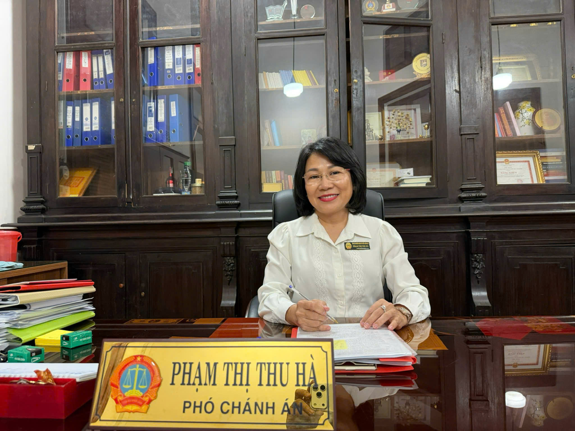 Bà Phạm Thị Thu Hà - Phó Chánh án TAND TP.HCM, nữ tri thức giữ gìn công lý bằng bản lĩnh và nhân ái.