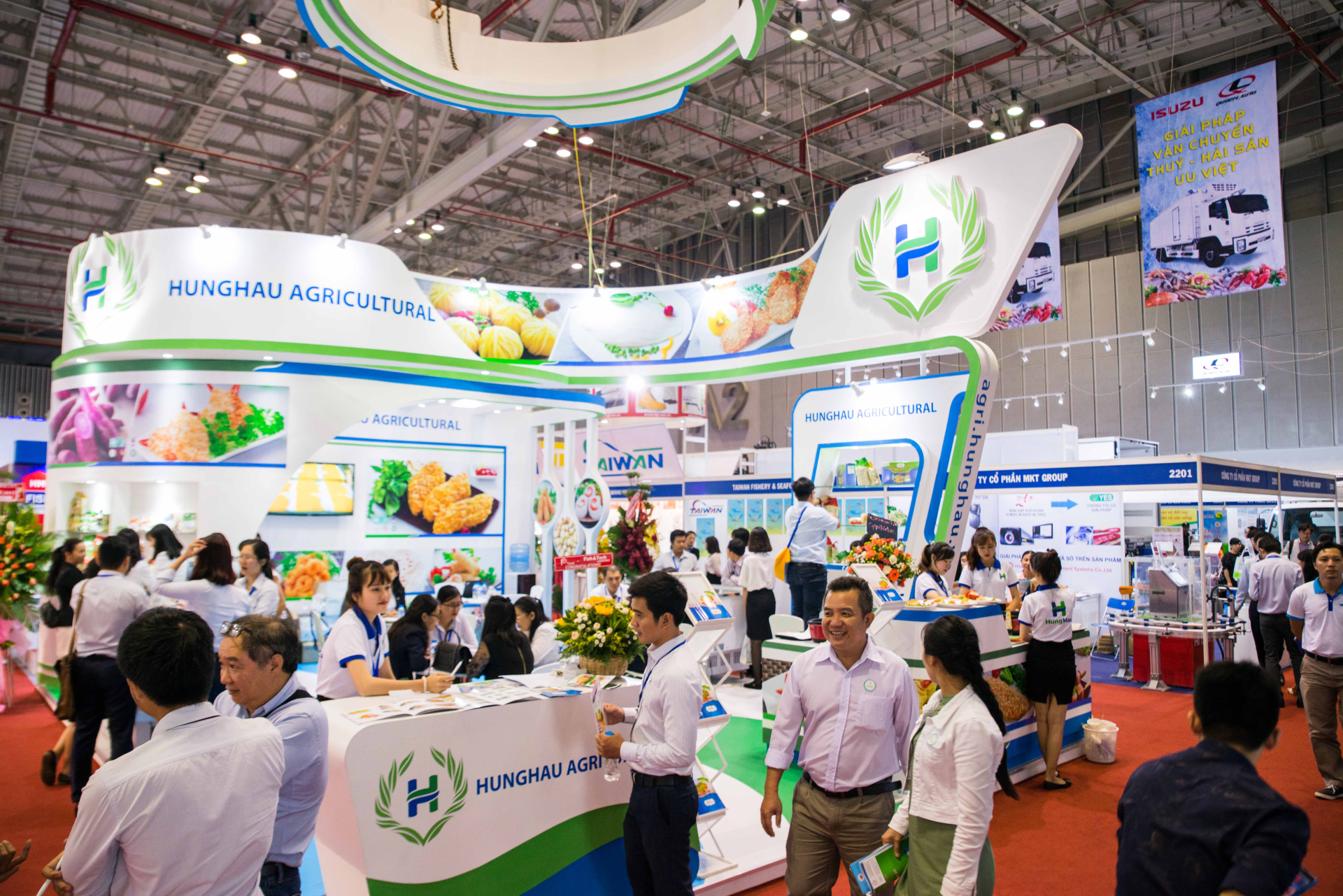 335 doanh nghiệp từ 17 quốc gia hội tụ tại VIETFISH 2026.
