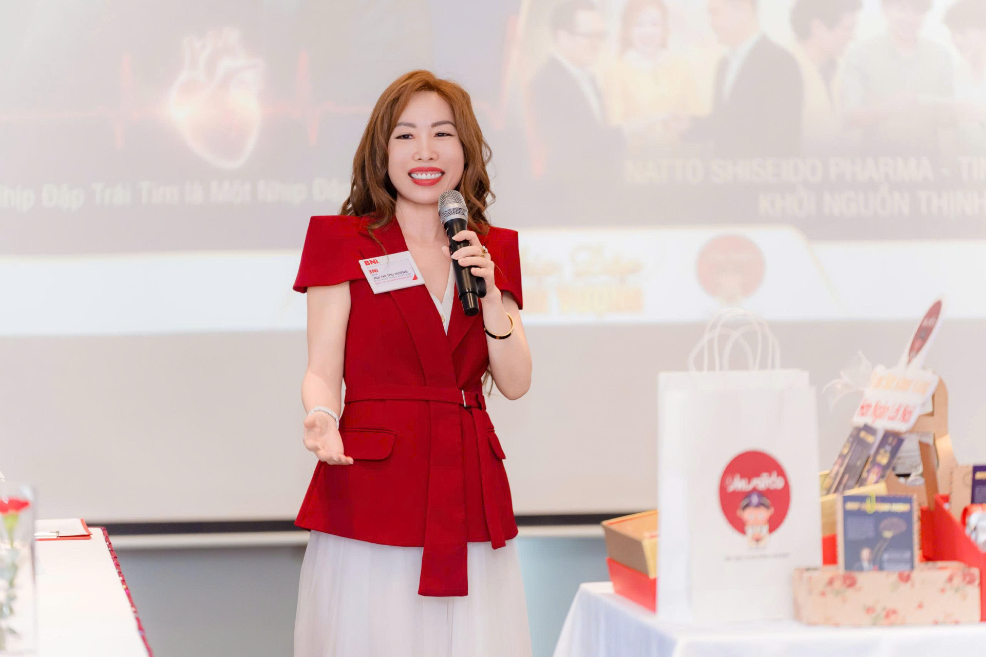 Bà Bùi Thị Thu Hương, Tổng Giám đốc Công ty Cổ phần Truyền thông THL.