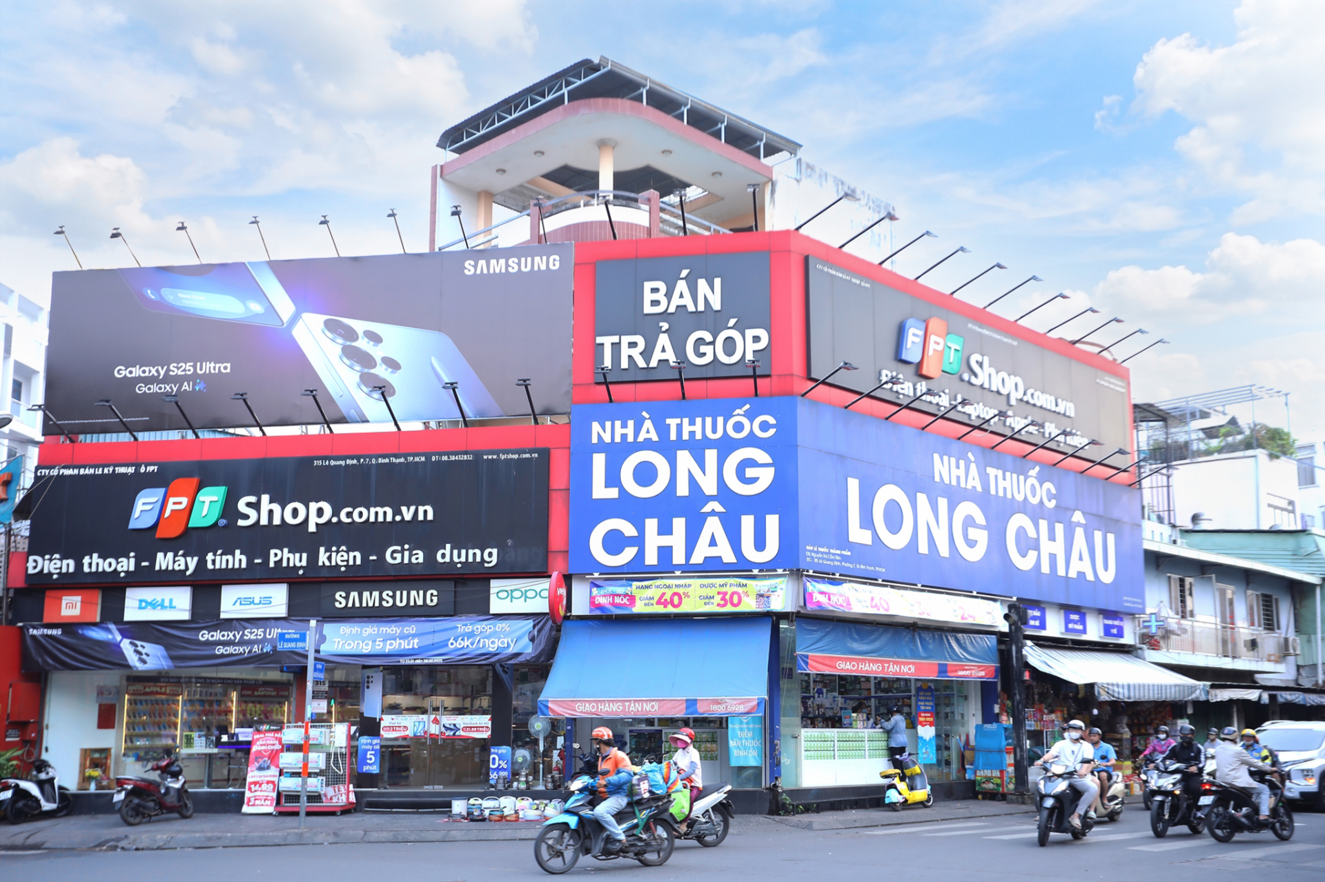 Trong hồ sơ vinh danh, Fortune đặc biệt nhấn mạnh vai trò của bà Nguyễn Bạch Điệp trong quá trình phát triển Long Châu trở thành động lực tăng trưởng chính của FPT Retail.