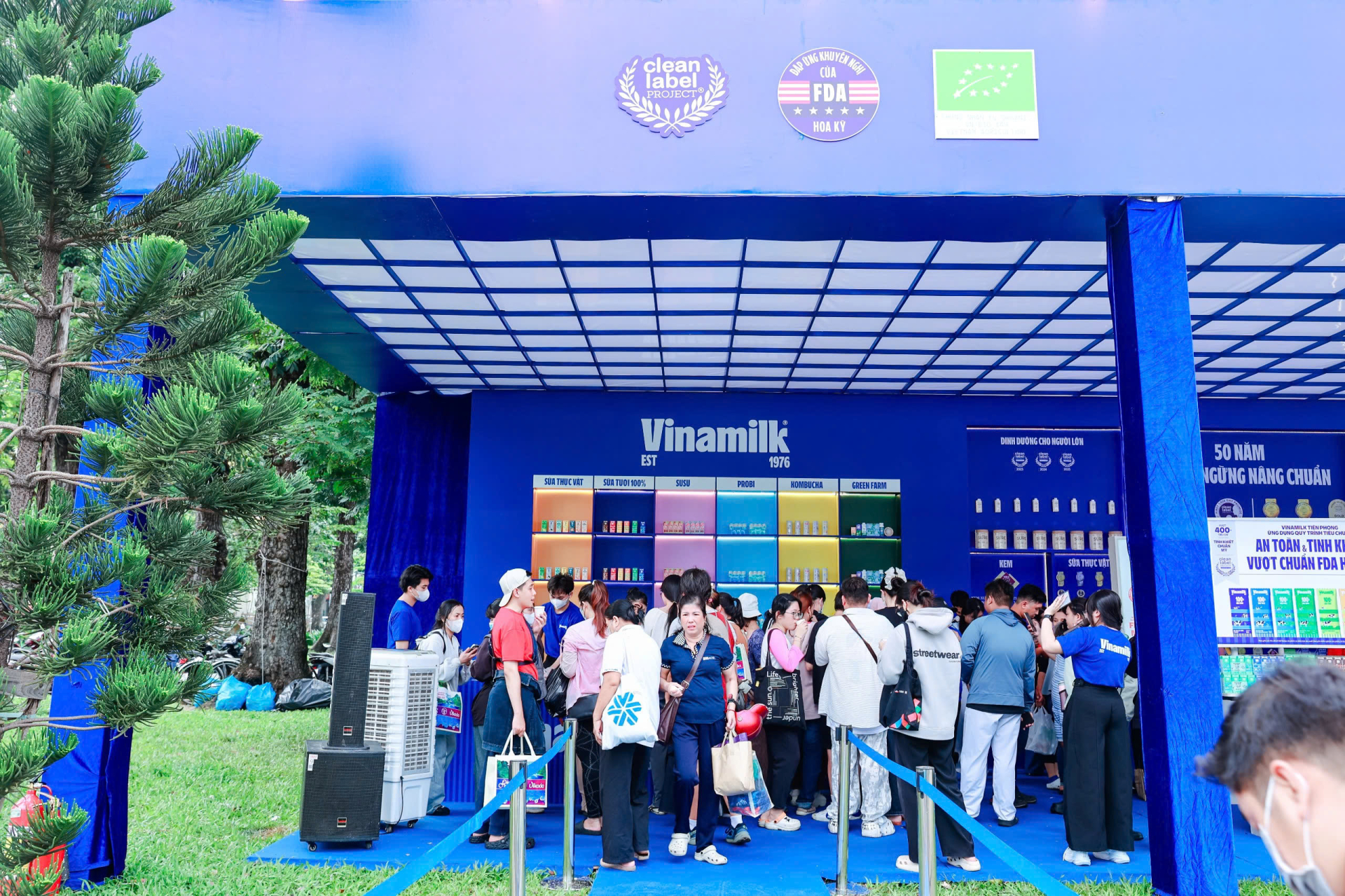 Gian hàng Vinamilk với chủ đề 