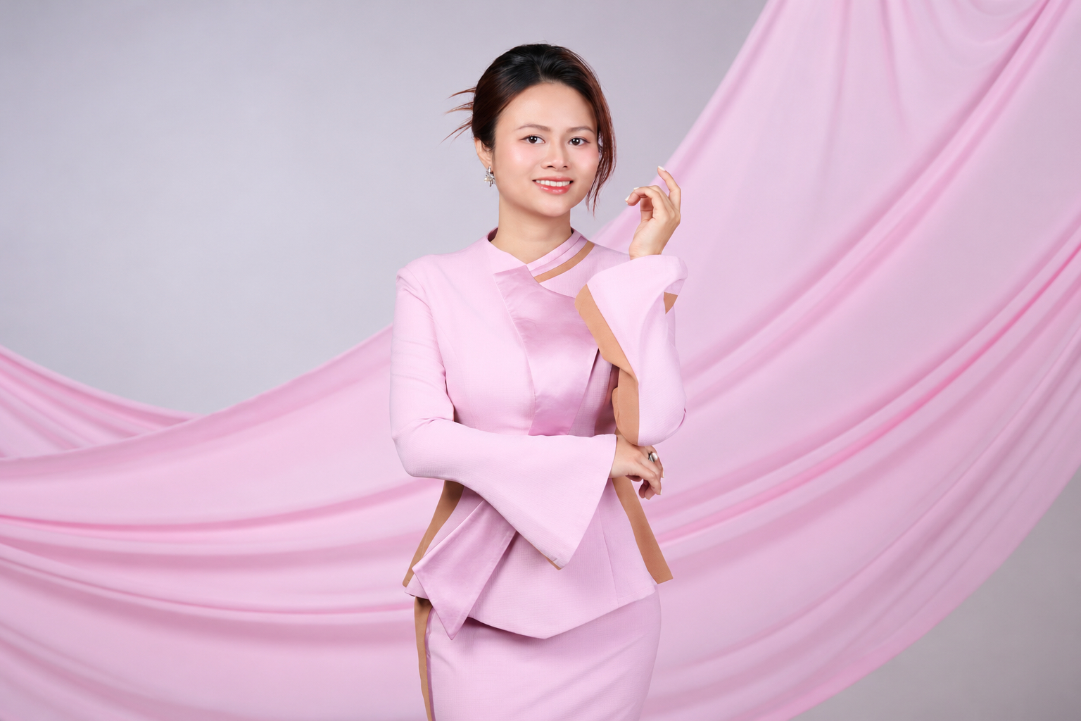 ThS. Trần Hoàng Kim Ngân - CEO Công ty Vải sợi và Thời trang Kim Vũ (Kim Vũ Fabric).
