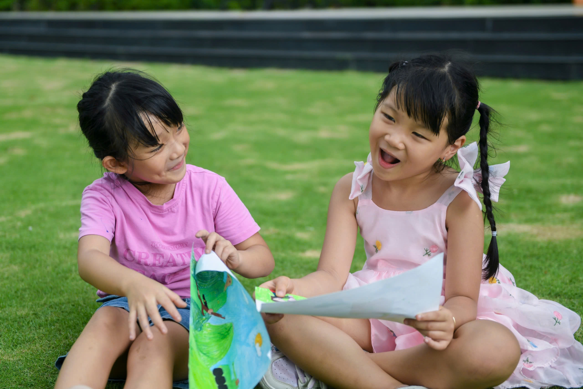 Thời đại số đặt ra những yêu cầu mới trong việc chăm sóc và bảo vệ trẻ em (Ảnh: Minh Anh).