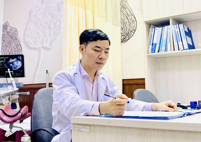 BS Nguyễn Ngọc Chiến (Trưởng khoa Hỗ trợ Sinh sản, Bệnh viện Đa khoa Quốc tế Vinmec Times City)