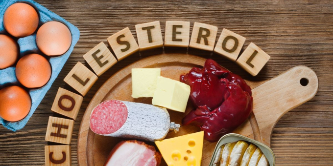 Khi tích tụ nhiều cholesterol nguy hiểm, cơ thể phát ra tín hiệu đầu tiên ở chân, bạn cần đi khám ngay nếu gặp