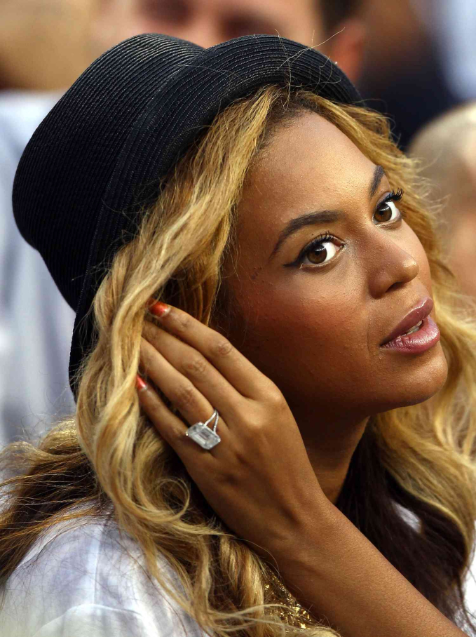 Beyoncé và chiếc nhẫn cưới 5 triệu đô