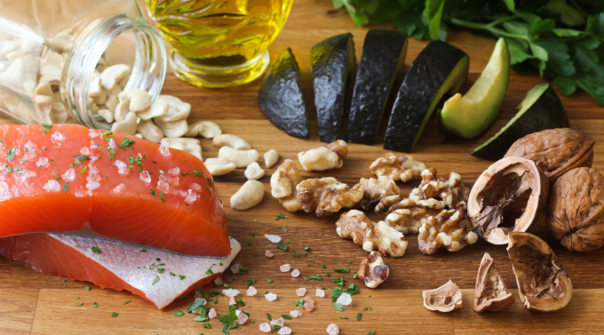 Axit béo omega-3 có tác dụng chống viêm, bảo vệ da, giảm đáng kể những ảnh hưởng của thời tiết đến sức khỏe. Ảnh minh họa