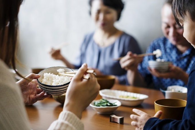 Người Nhật đặt tên cho chế độ ăn vừa đủ no của mình là 