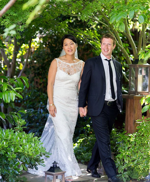 Mark Zuckerberg và Priscilla Chan trong hôn lễ
