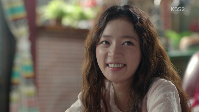 Song Ha Yoon trong phim 