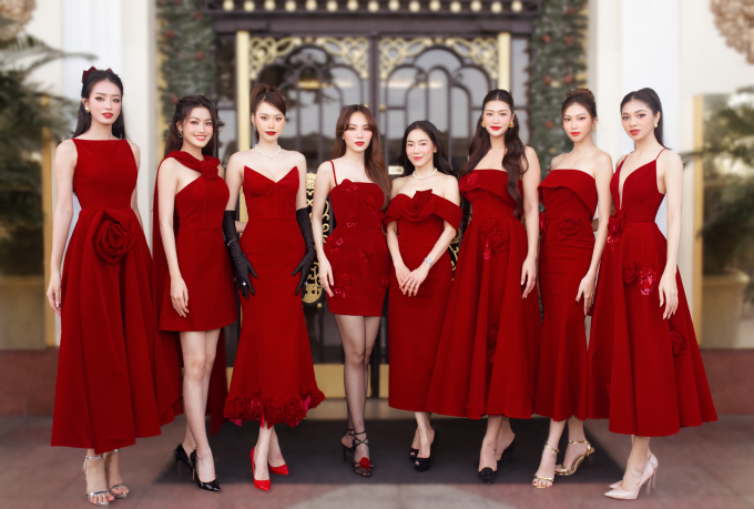 Dàn Bông hậu khoe sắc lộng lẫy trong những thiết kế đầm đỏ chuẩn bị cho mùa lễ hội đang cận kề.