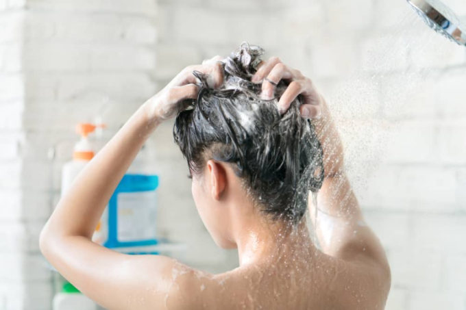 7 vị trí quan trọng trên cơ thể thường bị vệ sinh sai cách khi đi tắm, gây tích tụ vi khuẩn và mầm bệnh mà chúng ta không biết