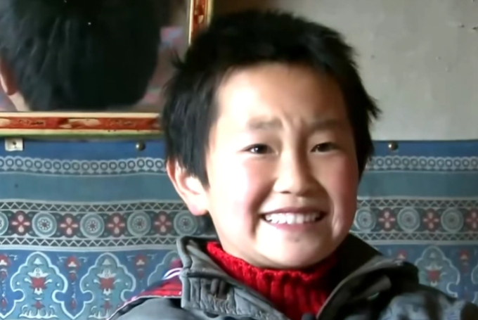 Cô bé Hồ Nhược Nam, 11 tuổi vào năm 2012
