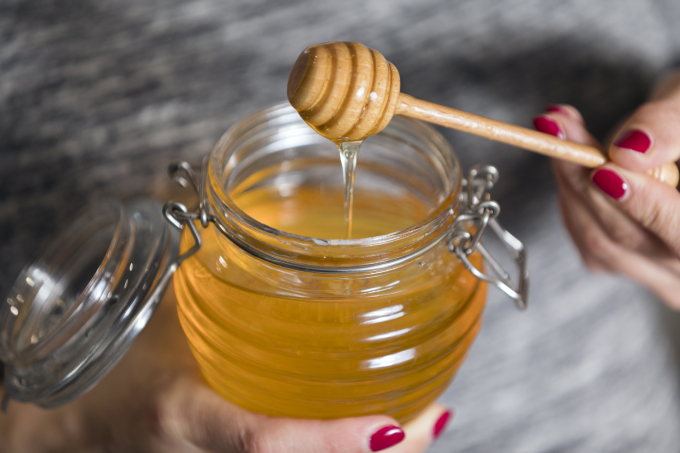 Mật ong dù có vị ngọt nhưng chỉ chứa đường tự nhiên.