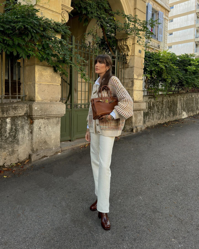 4 kiểu quần jeans tôn dáng, thanh lịch được phụ nữ Pháp diện từ năm này qua năm khác
