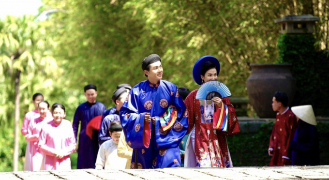 Quỳnh Lam và Hòa Hiệp trong 1 cảnh quay