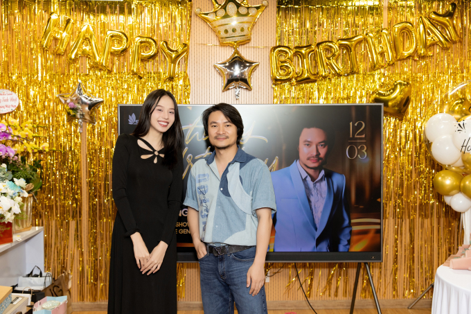 Hoa hậu Thanh Thủy, Lê Hoàng Phương quậy tưng bừng trong sinh nhật đạo diễn Hoàng Nhật Nam 